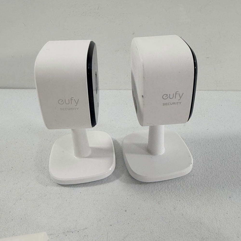 eufy Security Indoor Cam 2K (Model T8400) - Lot of 2 TESTED WORKING - Picture 6 of 9